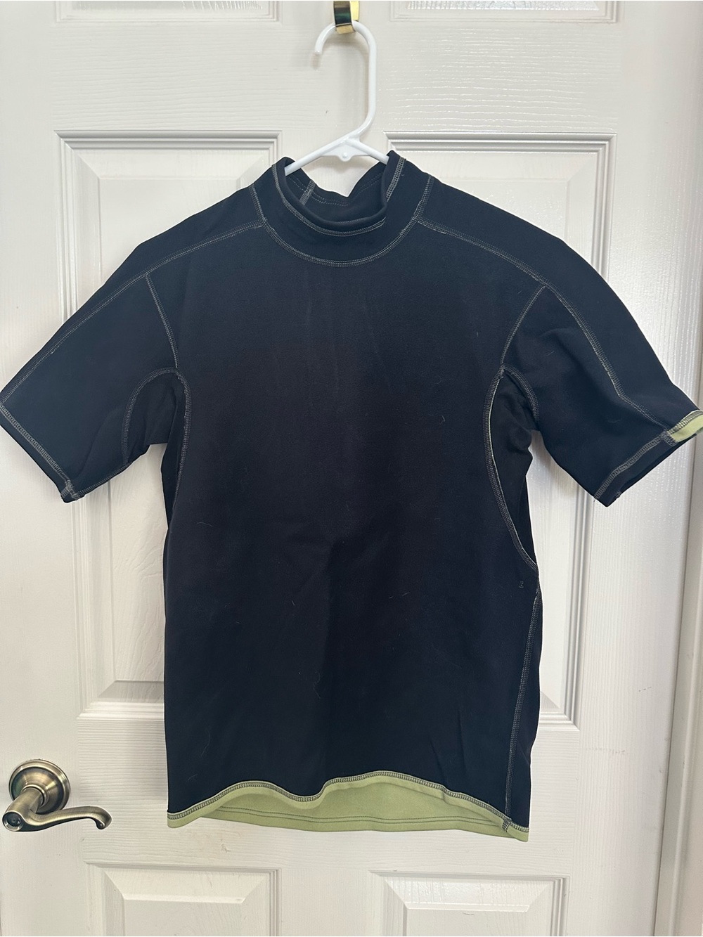 Black Short-Sleeve Men’s Swim Rash Guard with Olive Trim
